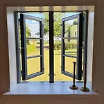 Charming House With Beautiful Views Dom wakacyjny