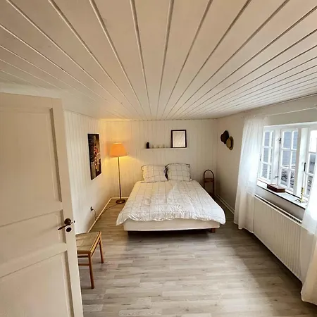 Charming House With Beautiful Views Semesterbostad *