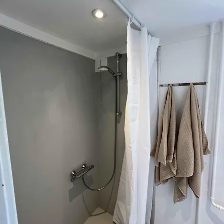 بيت للعطل Charming House With Beautiful Views *