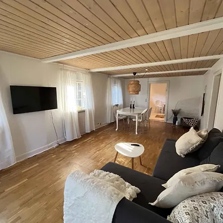 Charming House With Beautiful Views *
