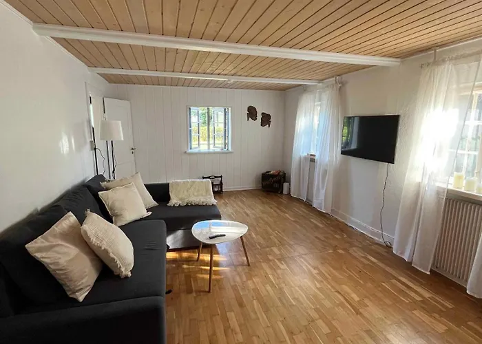 Charming House With Beautiful Views Ferienhaus