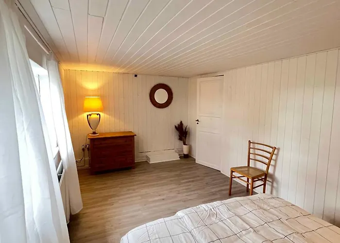 Charming House With Beautiful Views * Гедсер